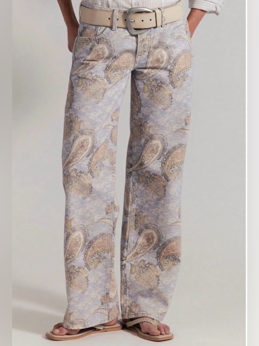 We The Free Tennessee Low-Rise
Illusions Jeans in Limestone Paisley Size 24 NWT! - Picture 9 of 10